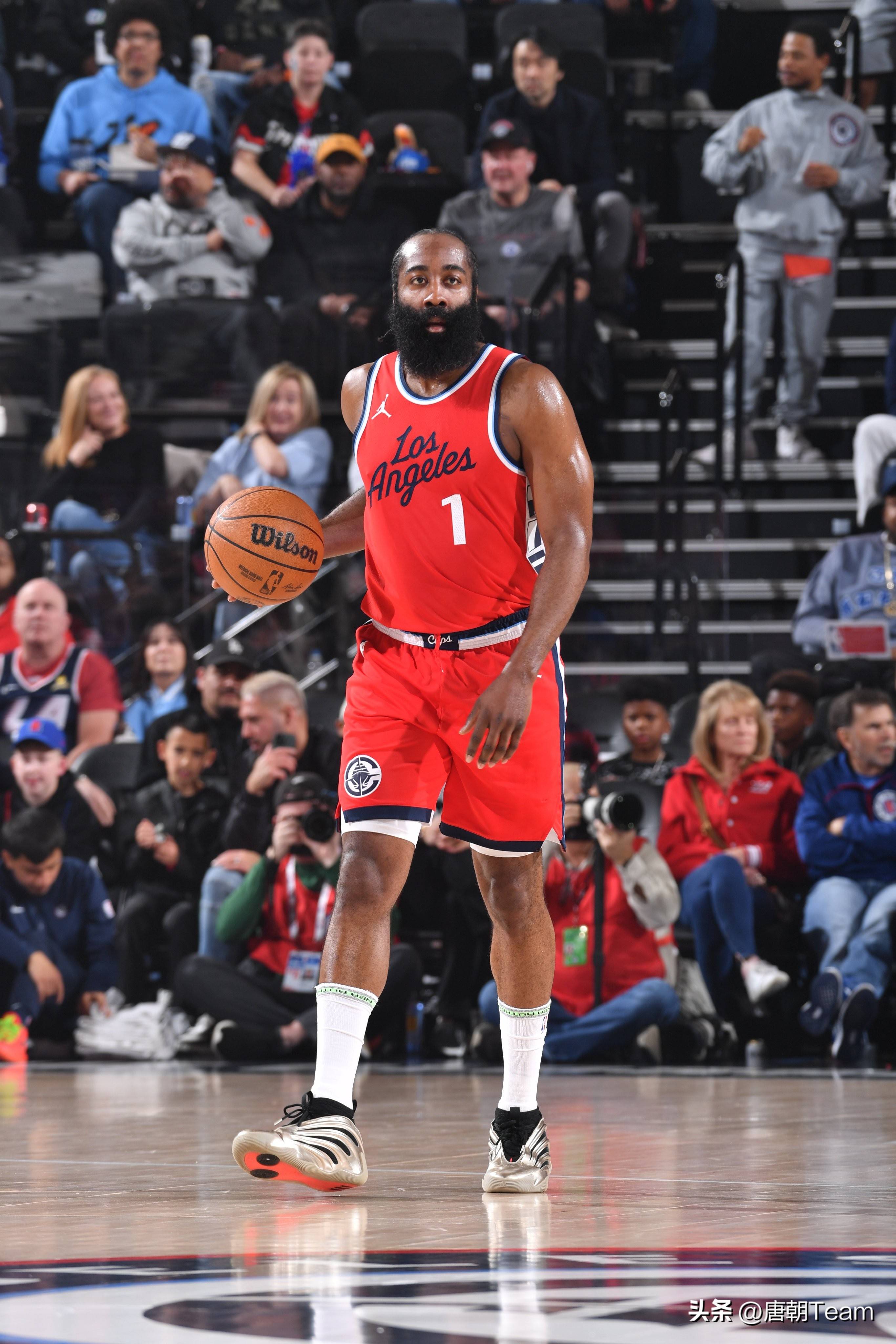 往往如影随 往往如影随