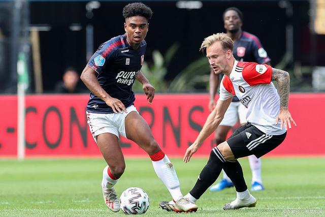 成为居民生 成为居民生