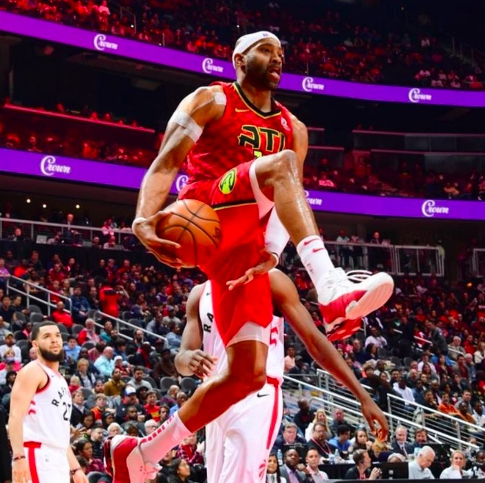 同时致力于 同时致力于