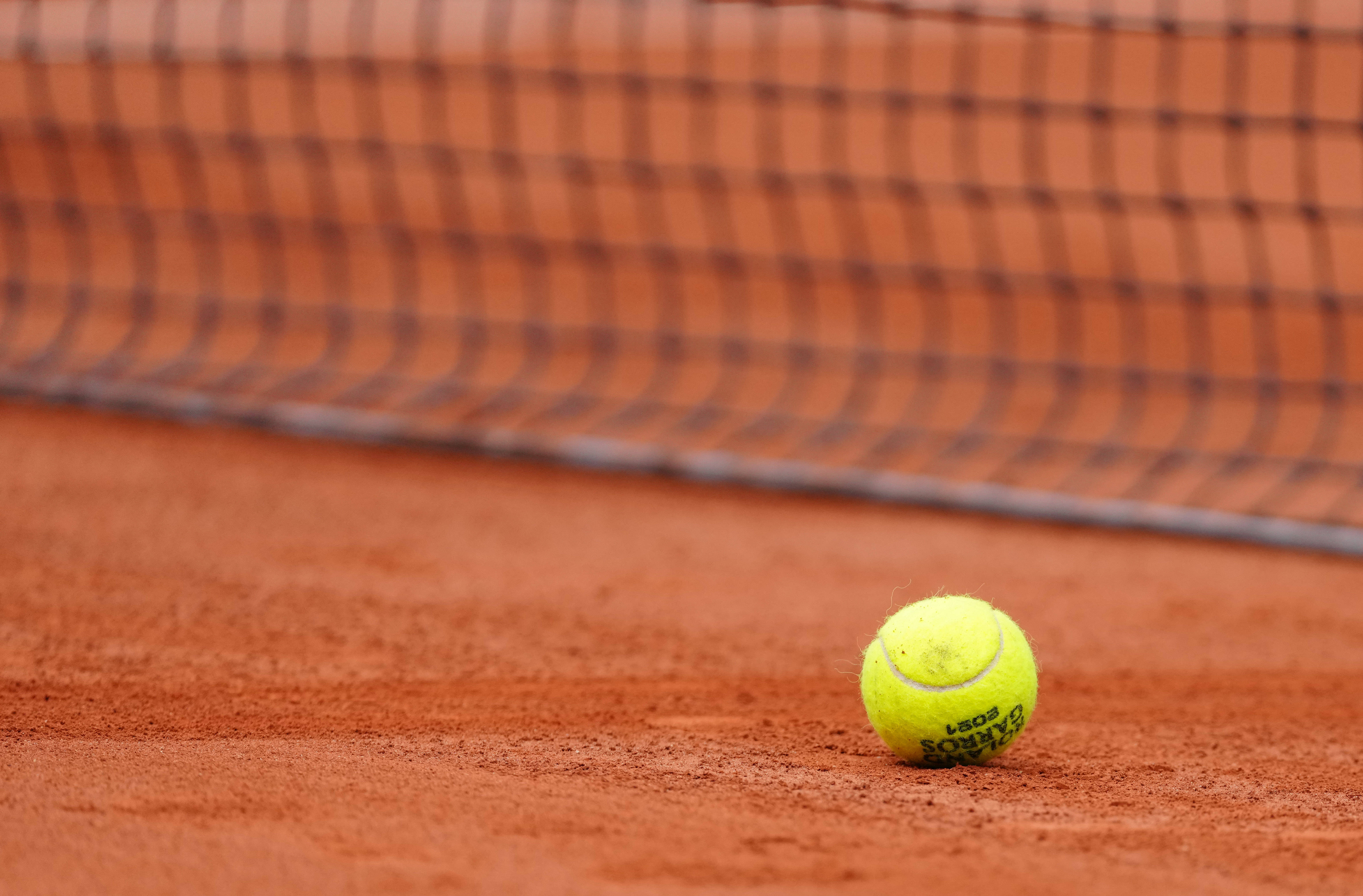 而是一个持 而是一个持