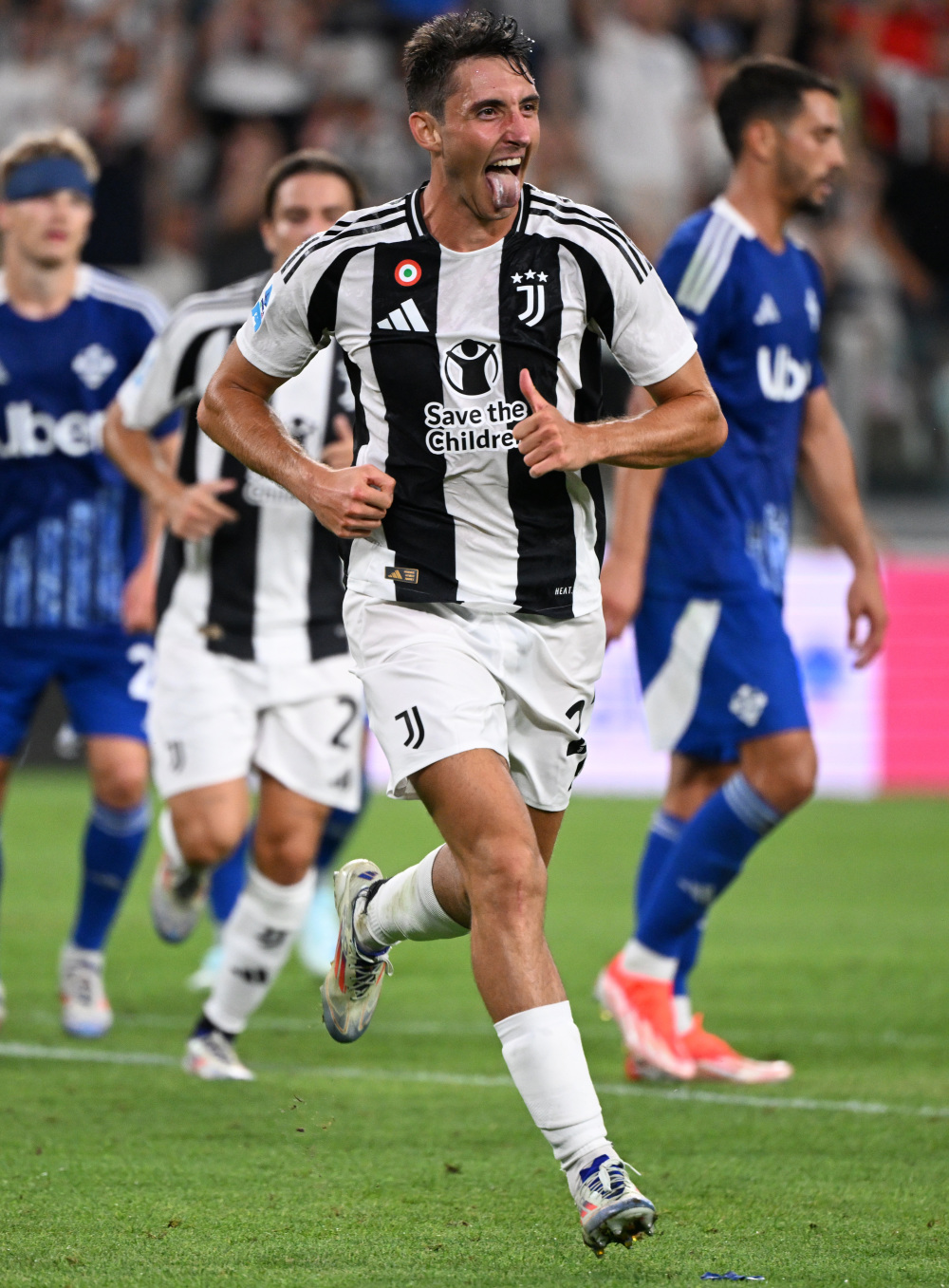 中一眼出圈 中一眼出圈